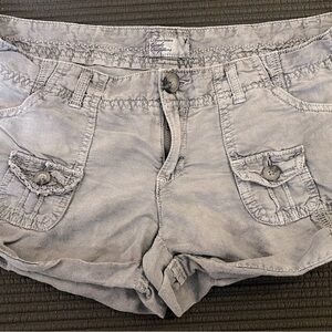 AMERICAN EAGLE OUTFITTERS SHORTS